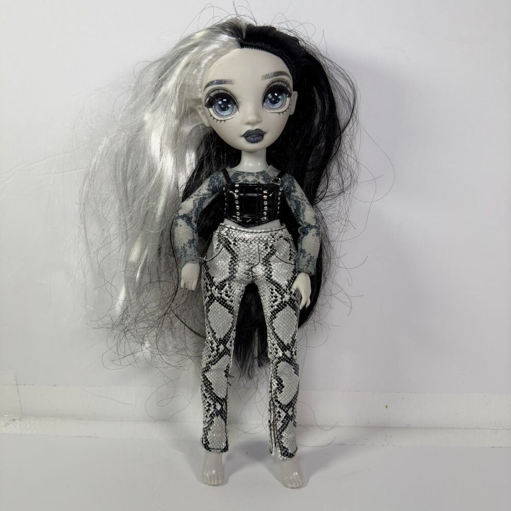 Shadow High Doll Heather Grayson Doll Series 1 Pants Top Rainbow Black Gray Hair